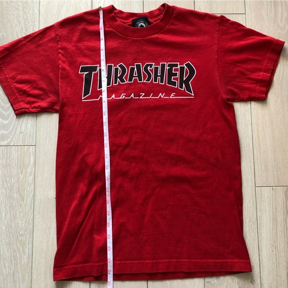 Vintage Thrasher Magazine Red T-Shirt - Picture 8 of 8